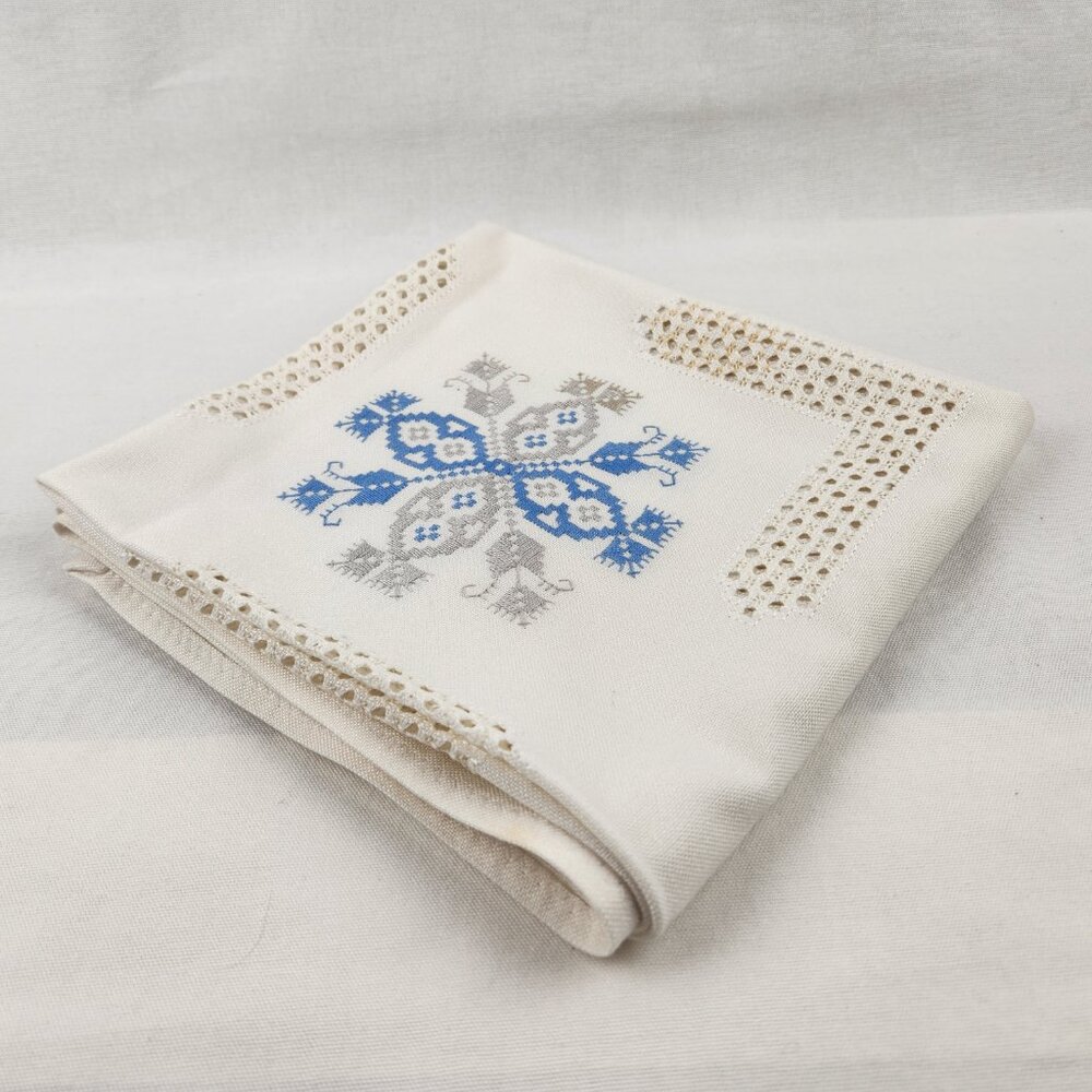 Vintage Embroidered Linen Tablecloth – 40"x40" Floral Blue Gray Stitching - Picture 13 of 13